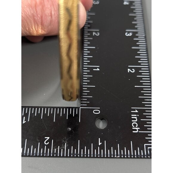 Vintage Monet Bangle Bracelet Gold Tone Textured Zig Zag 8.5" - Picture 11 of 11